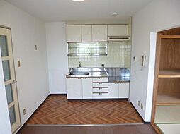 阪急神戸本線 塚口駅 徒歩9分の賃貸マンション 5階1DKのリビング/ダイニング