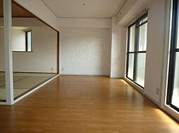 エスポワール南清水 802 8階2LDKのリビング/ダイニング