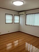 2階洋室（元院長室）