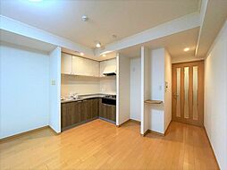 アパガーデンスクエア四条烏丸 3階2DKのリビング/ダイニング