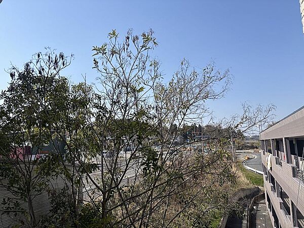 約4.5帖の洋室からの眺望です