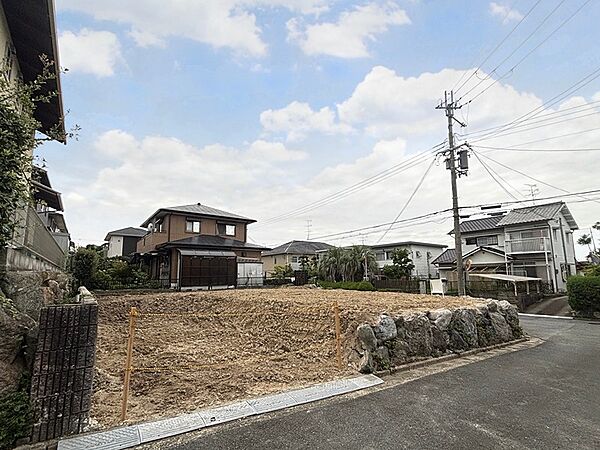 2台以上の駐車スペースや庭付き住宅なども検討しやすい敷地面積です♪
