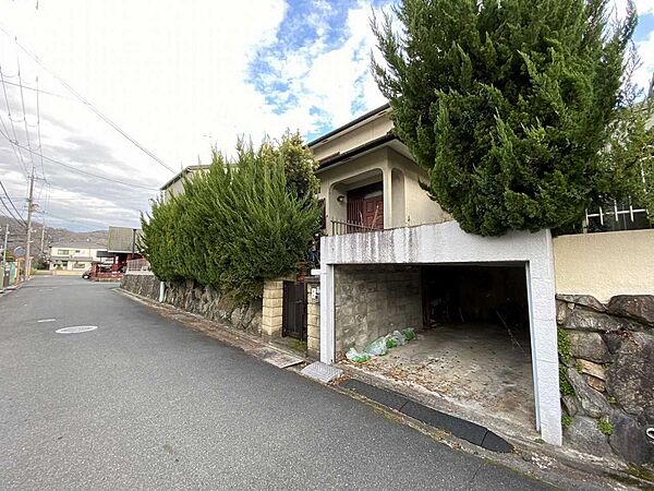 土地：197.8？約59.83坪解体更地渡し