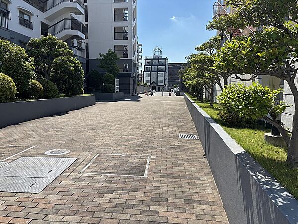 近鉄新大宮駅徒歩7分、JR奈良駅徒歩13分