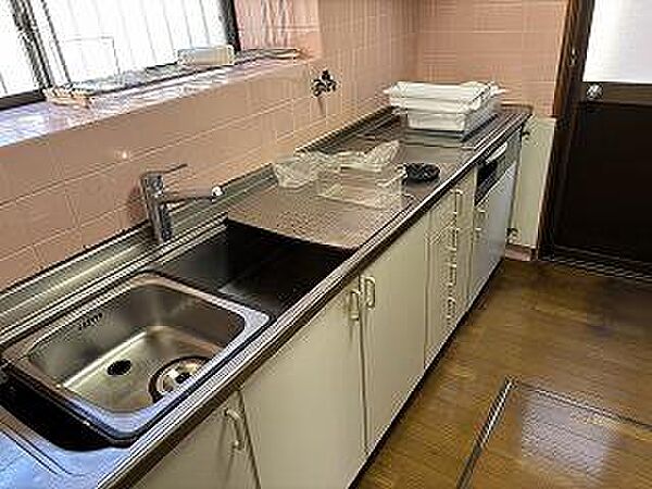 ◆プライバシーに配慮したうれしい独立キッチン♪臭いが広がらない点もGOOD♪