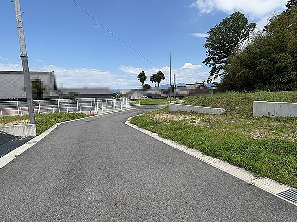 前面道路は幅員6m以上あります