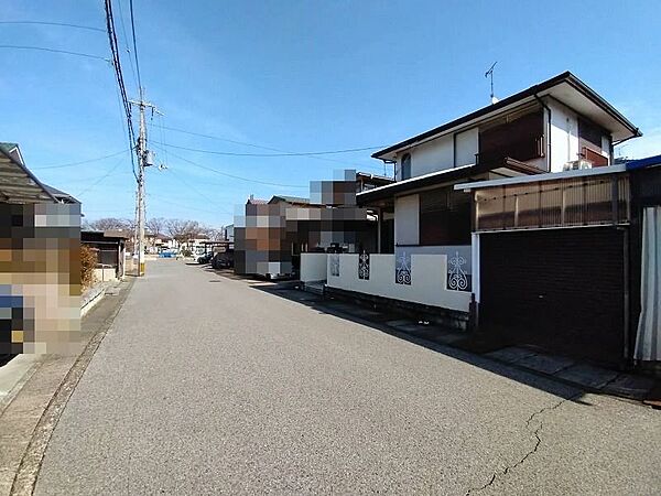 閑静な住宅地・前面道路幅員約7ｍ