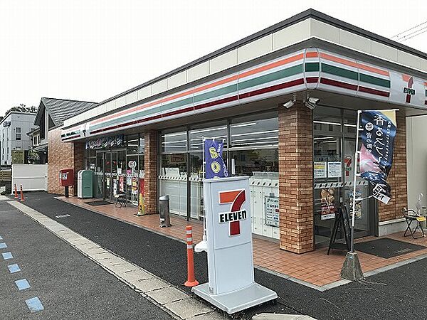 セブンイレブン 草津若草店（127m）