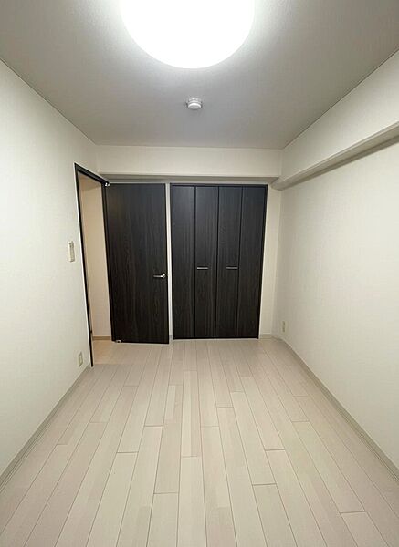 AIによる家具消し等おこなっています。
