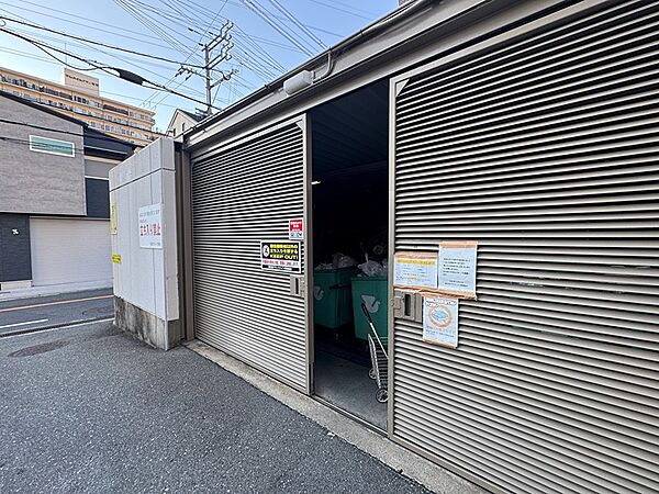 現地ゴミ置き場