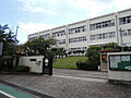 羽曳が丘小学校...