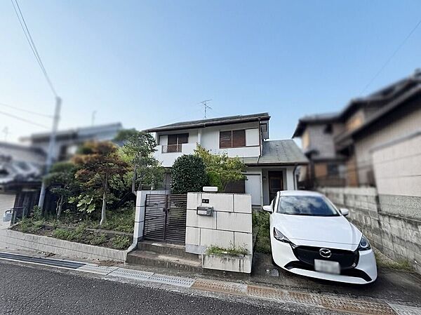 外観：327002980092