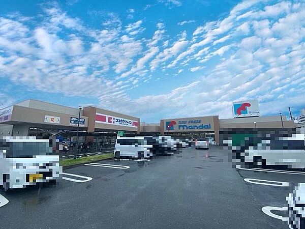 ココカラファイン道明寺店まで330m