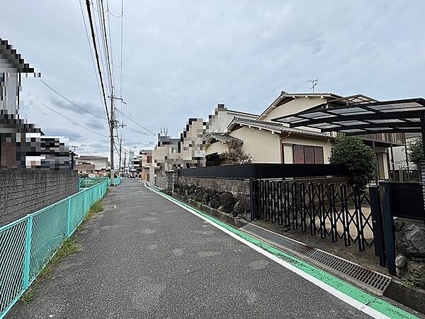 前面道路幅員：約4.3m