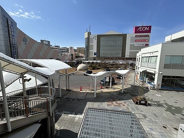 イオン北千里店（1308m）