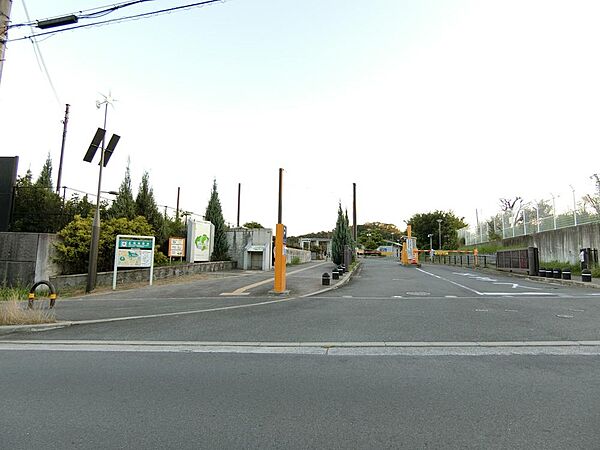 古曽部防災公園まで2074m