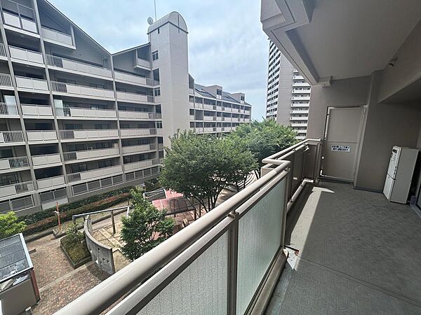 南側バルコニーからの眺望です。