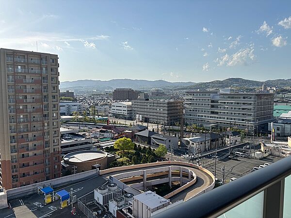 12階部分（13階建）につき、眺望良好です♪