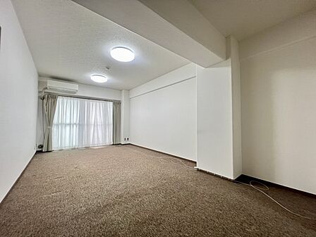 南側のリビングです！
