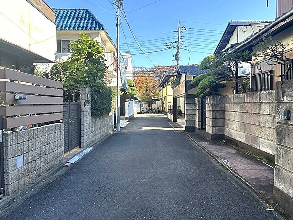 北側前面道路（持分あり）