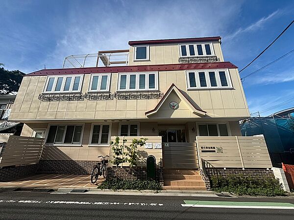 樫の実幼稚園（467m）