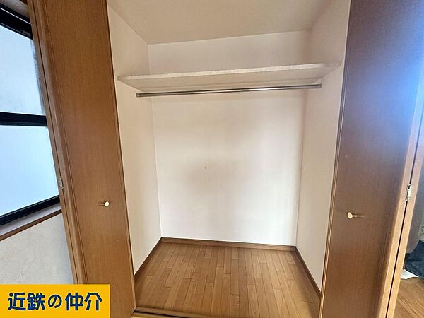 2階　西側洋室　収納