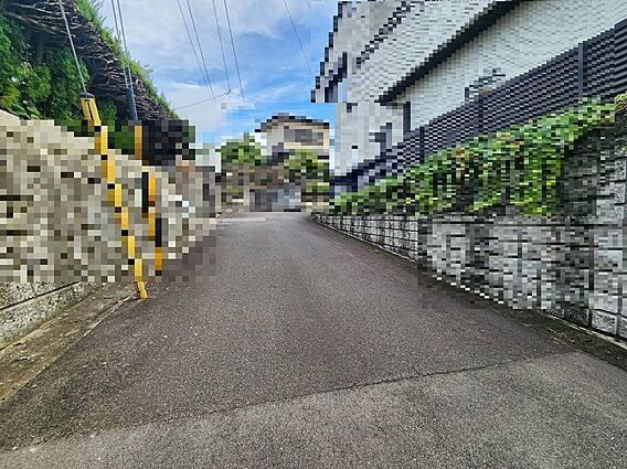 現地前面道路写...