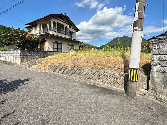 前面道路を含む...