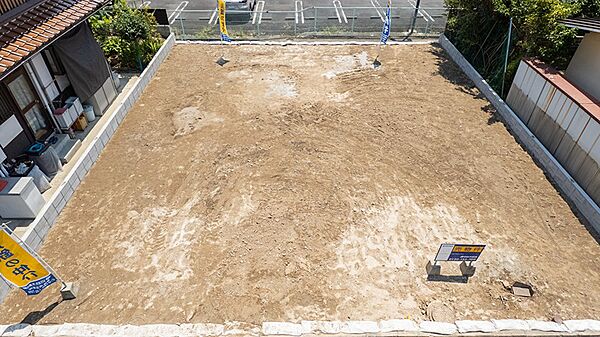 夢を形にする更地物件です。周辺環境と合わせて、現地で新しい暮らしをイメージしてみませんか。建築プランのご相談も承ります。