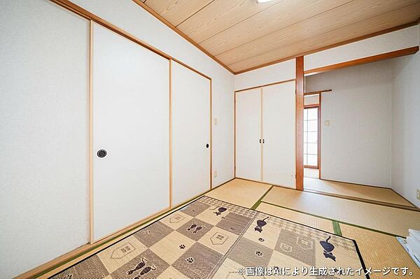 和室には収納が豊富。季節の品々もすっきりと片付き、空間を広く使えます。心地よい畳の上で、ゆったりとくつろげます。