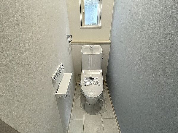 トイレを拡大表示