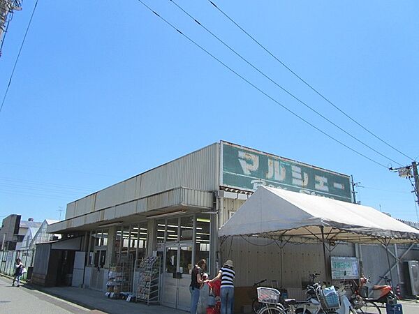 マルシェー長束店（627m）