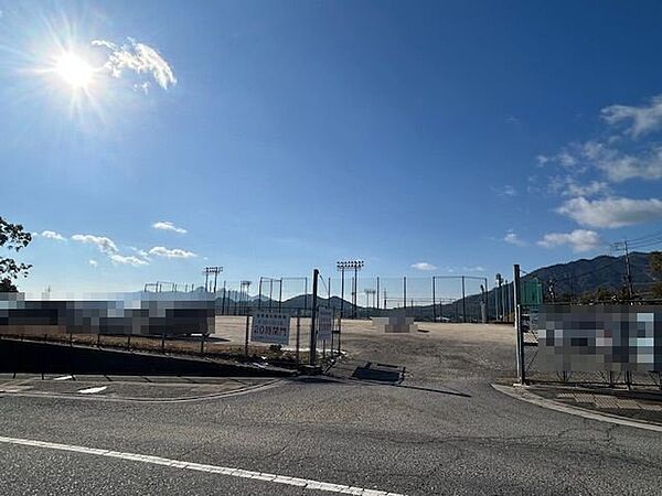 宮園グランド徒歩7分