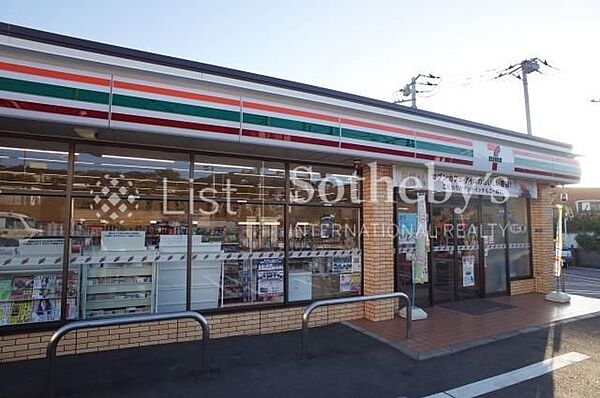 セブンイレブン横須賀芦名1丁目店 徒歩10分。 800m