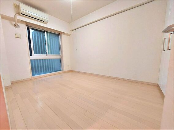 洋室：6.1帖...