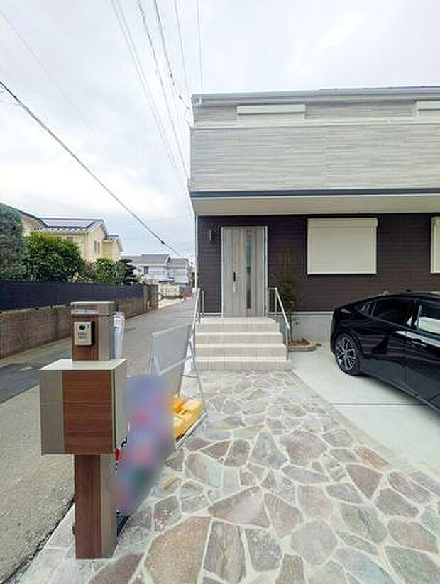 玄関アプローチ