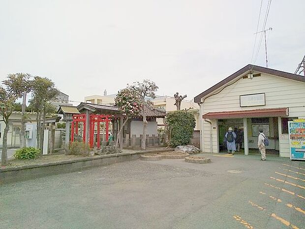 徒歩17分。北茅ケ崎駅 1360m