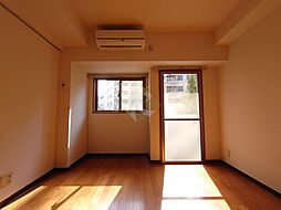 都営三田線 水道橋駅 徒歩4分の賃貸マンション 8階1Kのリビング/ダイニング