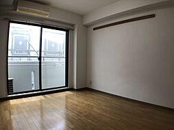 東京メトロ南北線 東大前駅 徒歩5分の賃貸マンション 1階1Kのリビング/ダイニング