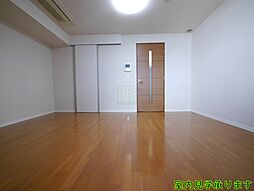 東京メトロ半蔵門線 半蔵門駅 徒歩2分の賃貸マンション 5階1Kのリビング/ダイニング