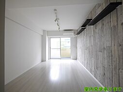 都営新宿線 新宿三丁目駅 徒歩5分の賃貸マンション 4階1DKのリビング/ダイニング