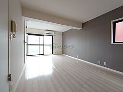 東京メトロ丸ノ内線 四谷三丁目駅 徒歩6分の賃貸マンション 3階ワンルームのリビング/ダイニング