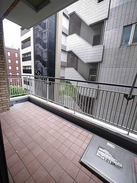 apartment 東京都千代田区三番町24-2
地図を見る