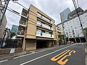 六本木駅より徒歩7分 4階 築26年8ヶ月の賃貸物件