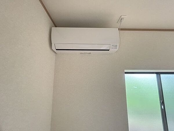 【同仕様写真】1階洋室にエアコンを設置します。