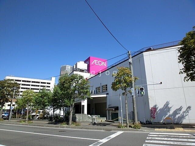 イオン新さっぽろ店 724m