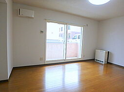 サンライト西岡II 102 1階3LDKのリビング/ダイニング