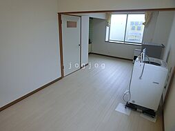 フォーサイト平岸 201 2階1DKのリビング/ダイニング