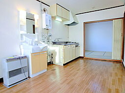 コーポグリーンピジョン 201 2階1DKのリビング/ダイニング