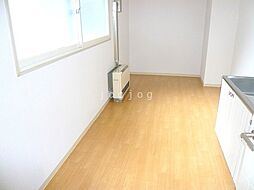 ベルヴィコート豊平IV 204 2階1LDKのリビング/ダイニング